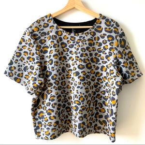 H&M LEOPARD PRINT CROPPED WOMEN T SHIRT TOP SHORT SLEEVES in size small